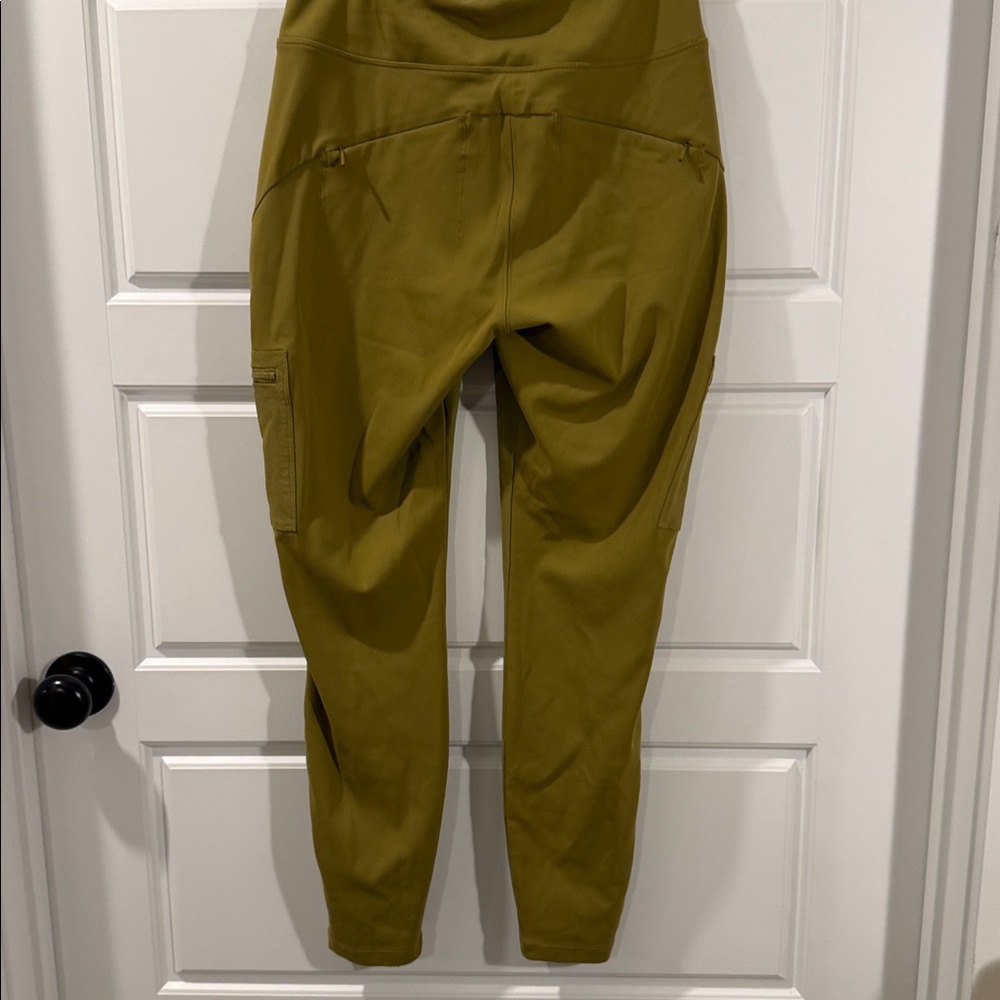 ATHLETA Headlands Hybrid Cargo Tight Tapestry Hike gold green 8 - Picture 5 of 5